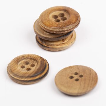 Sagos iš alyvmedžio | Olive wood Buttons | Пуговицы из оливкового дерева | пуговицы | Olīvkoka pogas | Pogas | DROPS Olive wood buttons