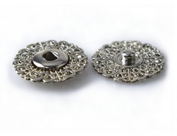 metaliės spaudės | mezgimo priedai | Metal Snap Buttons | Accessoires Knitting | металлические кнопки | Аксессуары для вязания | Metāla spiedpogas | Aksesuāri Adīšana