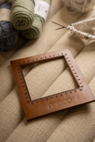 Mezgimo matuoklė | mezgimo aksesuarai | Knitting gauge | knitting accessories | аксессуары для вязания | Adīšanas mērītājs | adīšanas piederumi | muud Dana