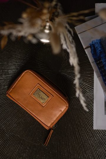 Muud Daisy wallet in leather for cards or needlework accessories | rankų darbo odinė piniginė | Handmade wallet | кожаный кошелек | Roku darbs maks