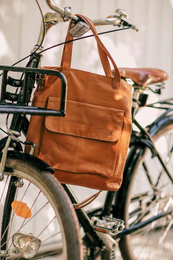 Odinė rankinė | Handmade leather bag | кожаная сумка ручной работы для вязания | Ar rokām darināta ādas soma adīšanai | muud Arendal